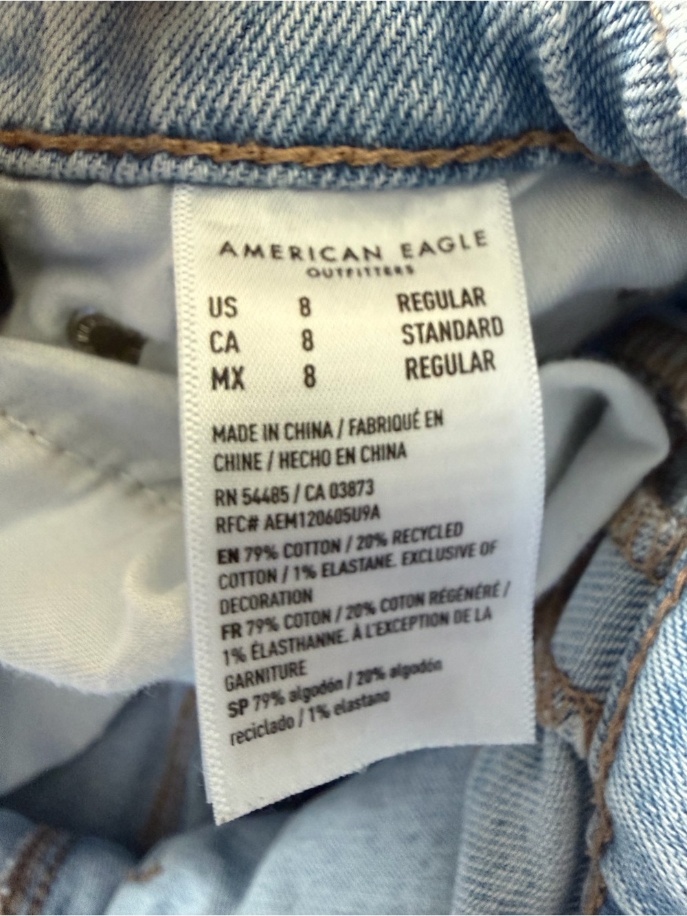 American Eagle Outfitters Light Blue Denim Jeans - Picture 4 of 10